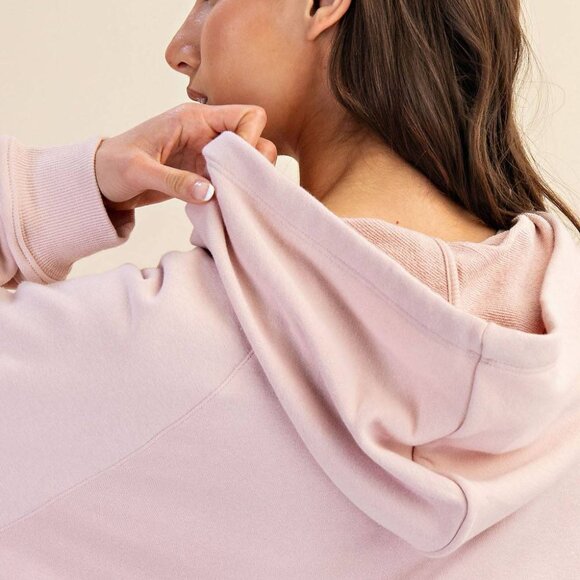 Wilfred Tops - aritzia • wilfred free • size XS • cropped pullover hoody